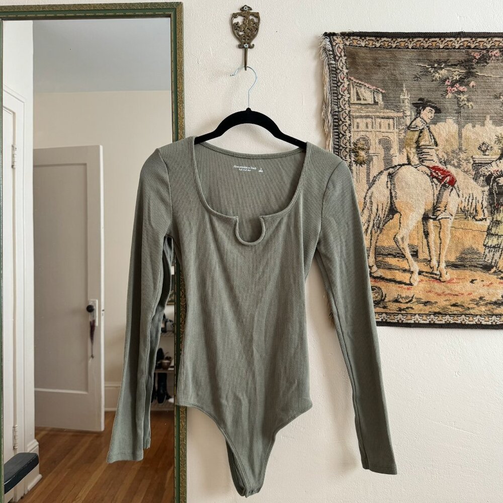 Abercrombie Long Sleeve Ribbed Olive Green Bodysuit